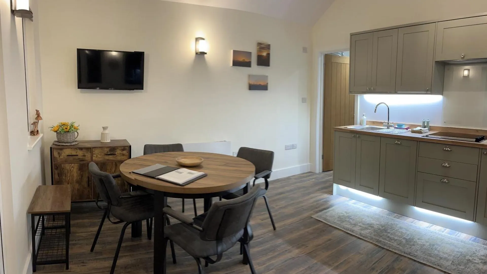 Lakeside Lodge Eastleigh Holiday home