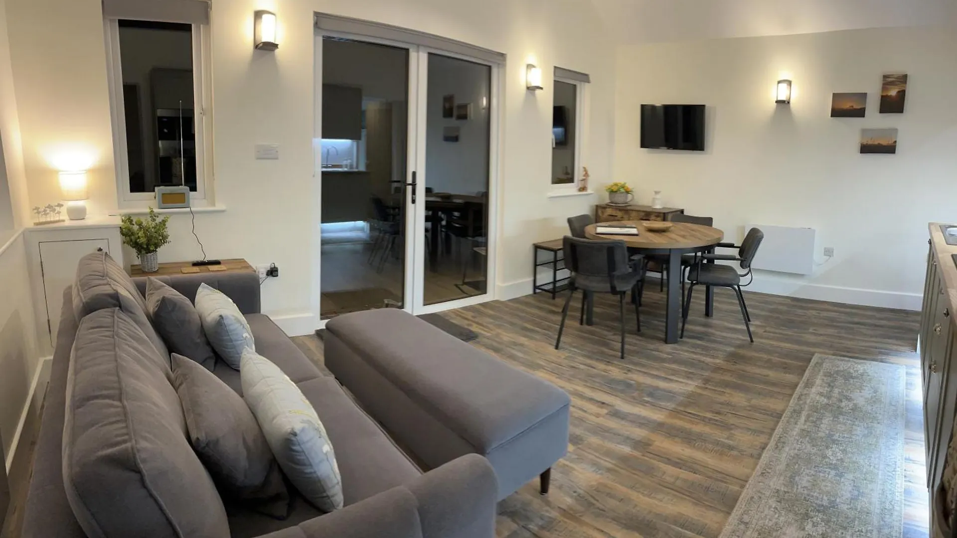 Lakeside Lodge Eastleigh Holiday home
